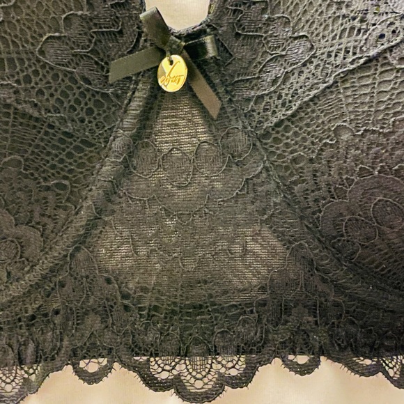 Lace Date Night Bra - Picture 8 of 16